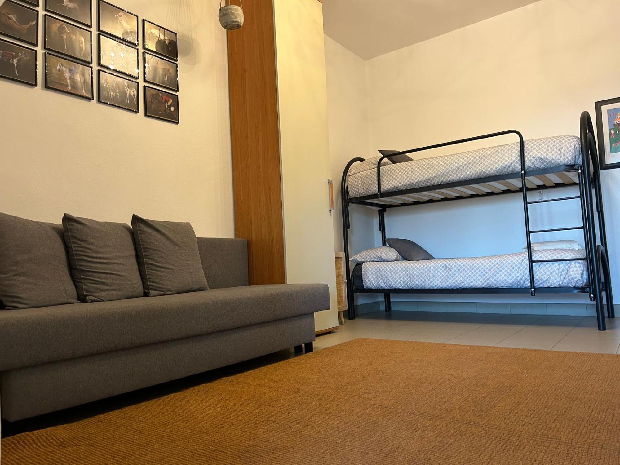 Apartment Bella Vista -malpensa Airport-leonardo-